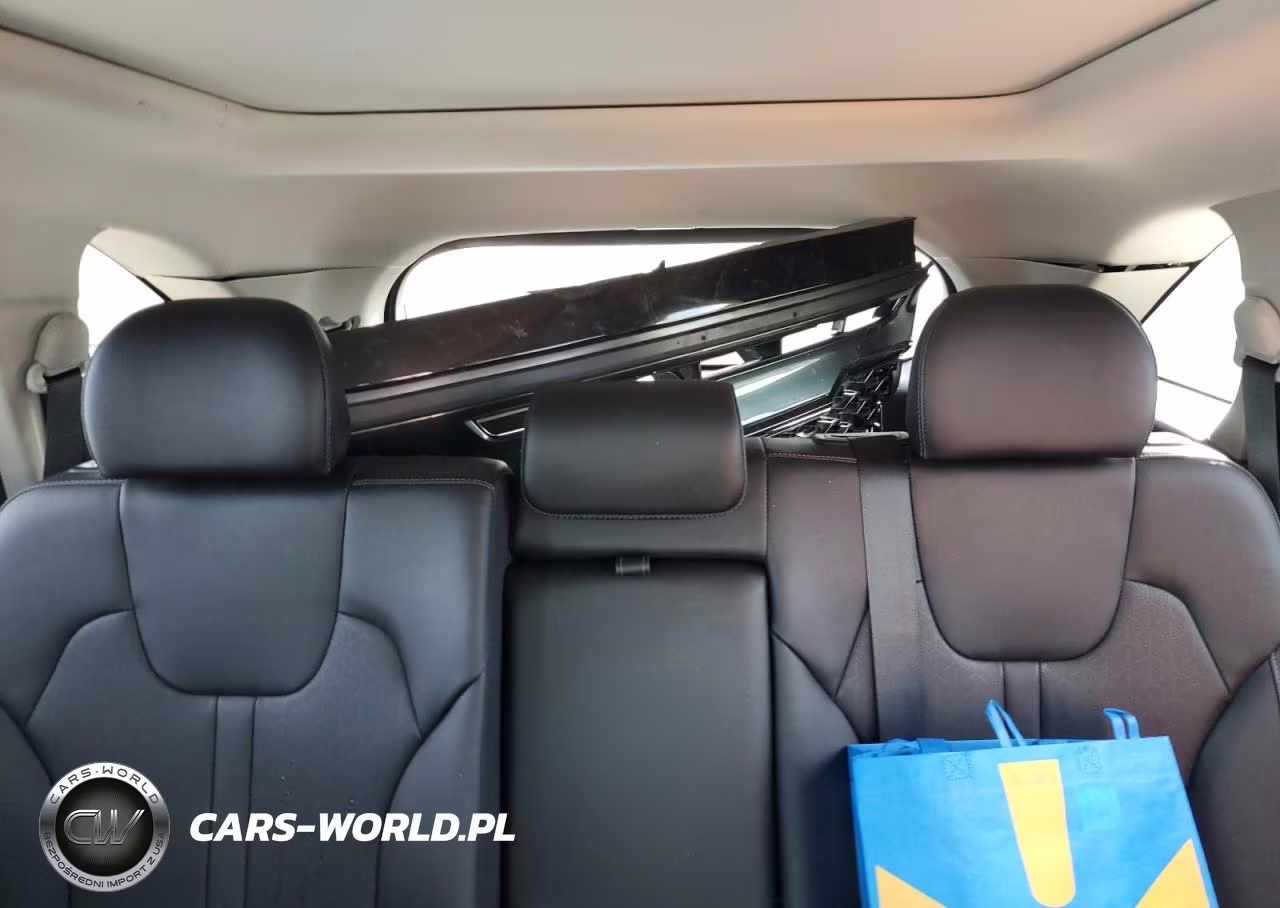 2023 Kia Sorento S VIN:5XYRLDLC0PG174960 - 10