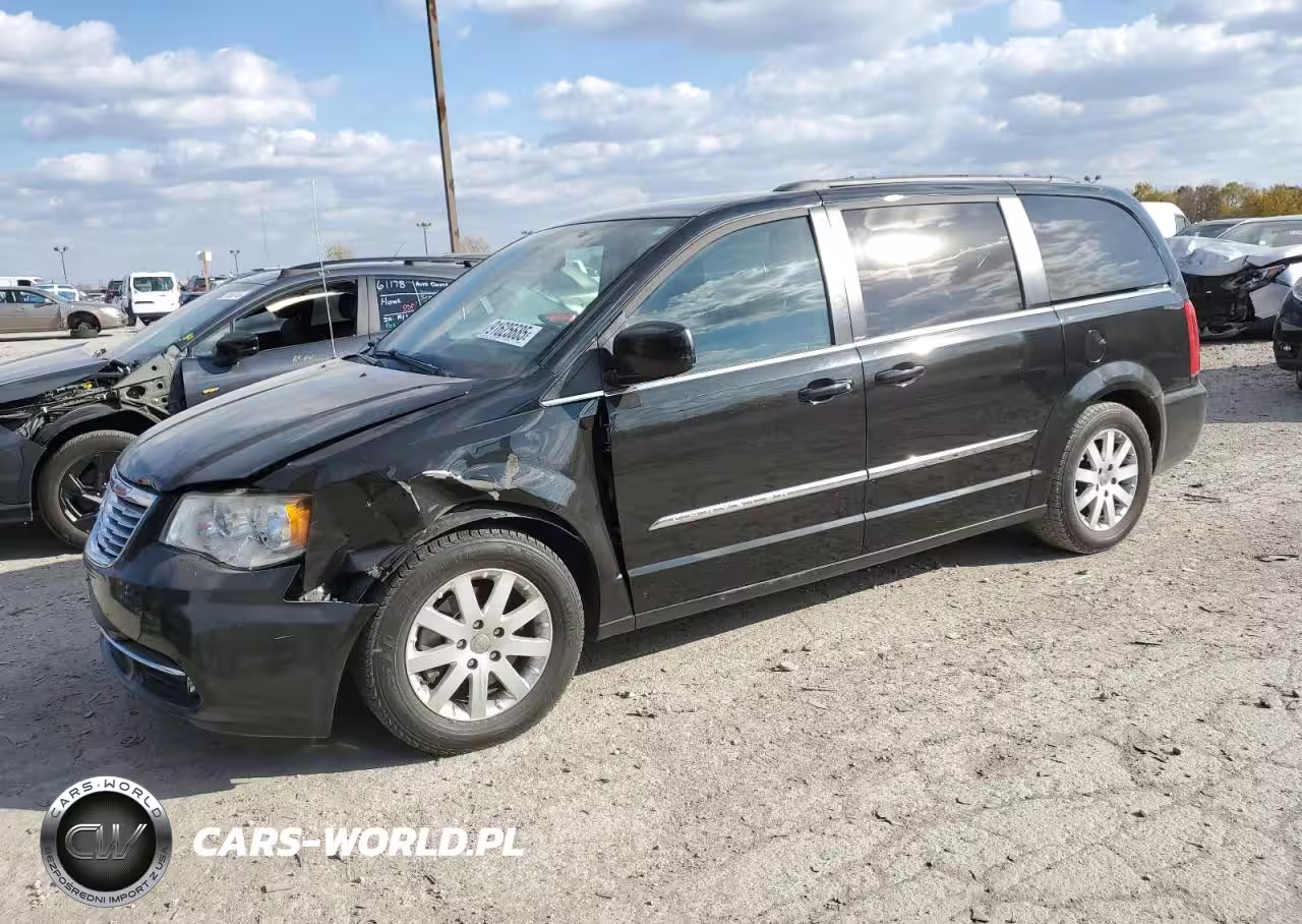 2014 Chrysler Town & Country Touring