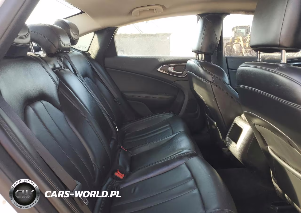 2016 Chrysler 200 Limited VIN:1C3CCCAB0GN179860 - 10