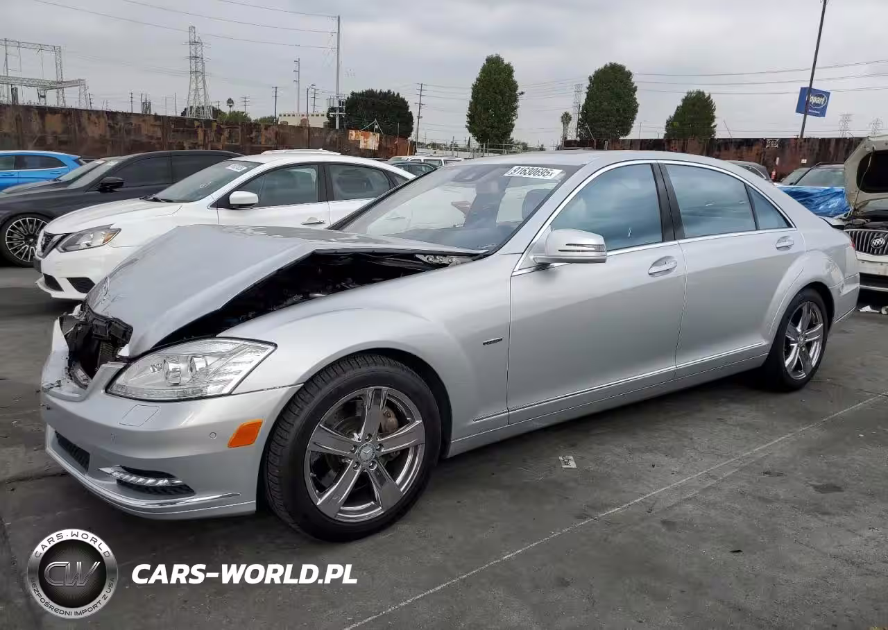 2012 Mercedes-Benz S 550