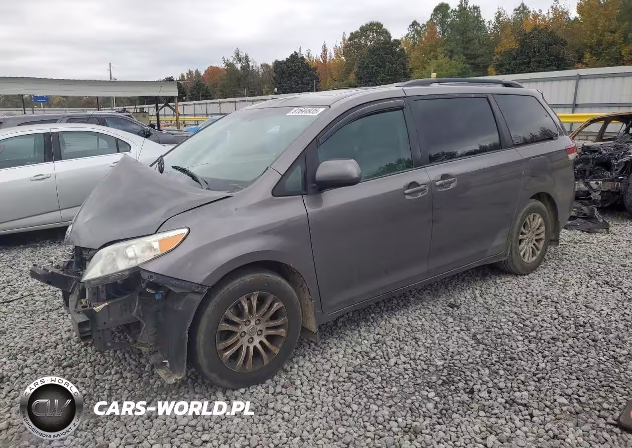 2011 Toyota Sienna Xle