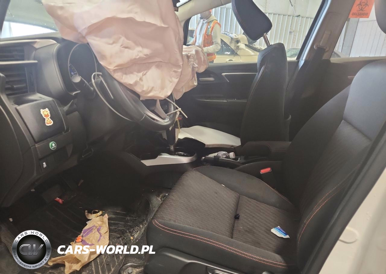 2019 Honda Fit Sport VIN:3HGGK5H66KM723173 - 7
