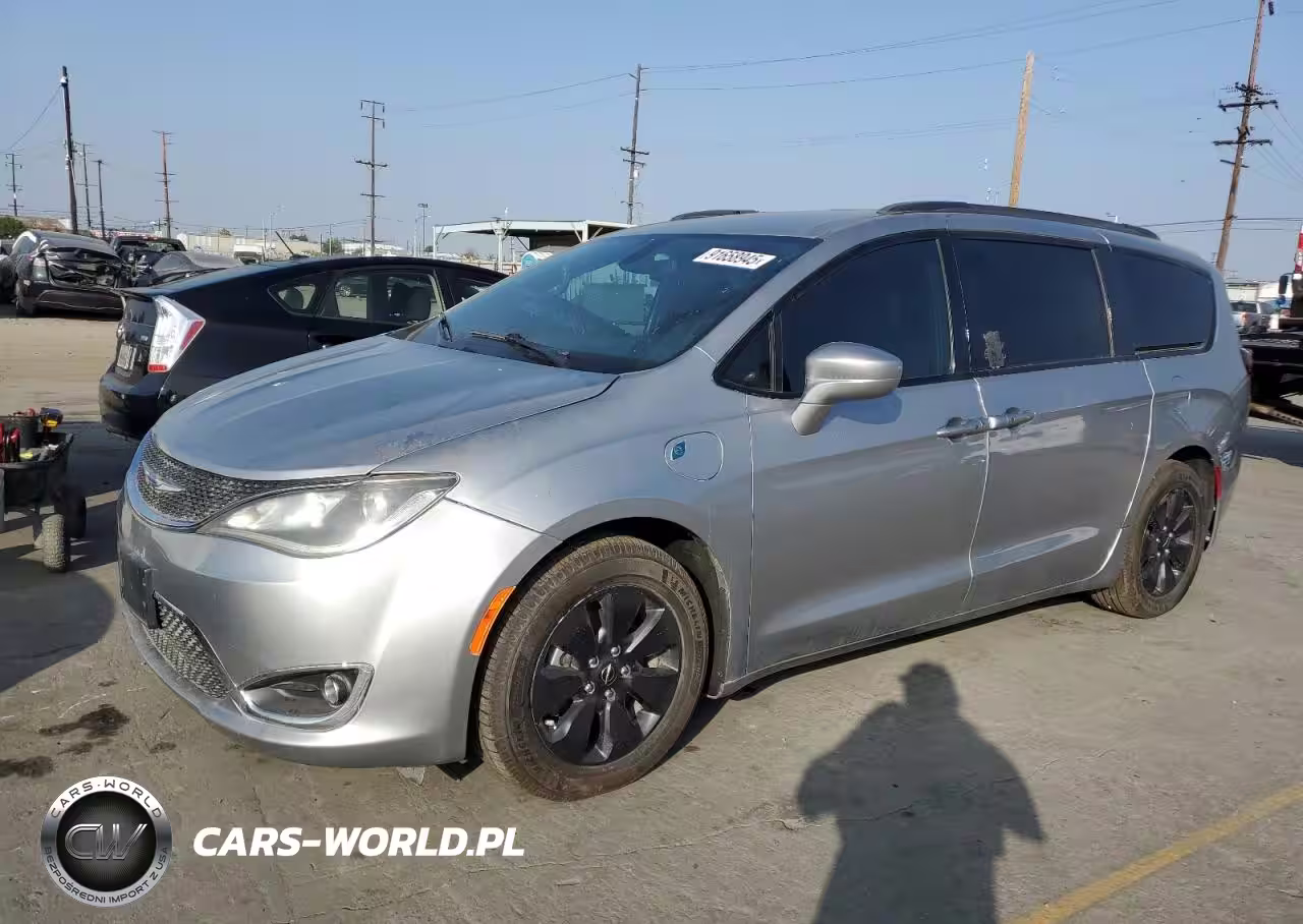 2020 Chrysler Pacifica Hybrid Touring L