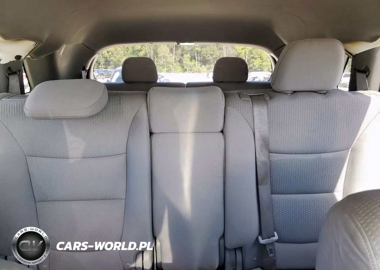 2011 Kia Sorento Lx VIN:5XYKT4A29BG067202 - 10