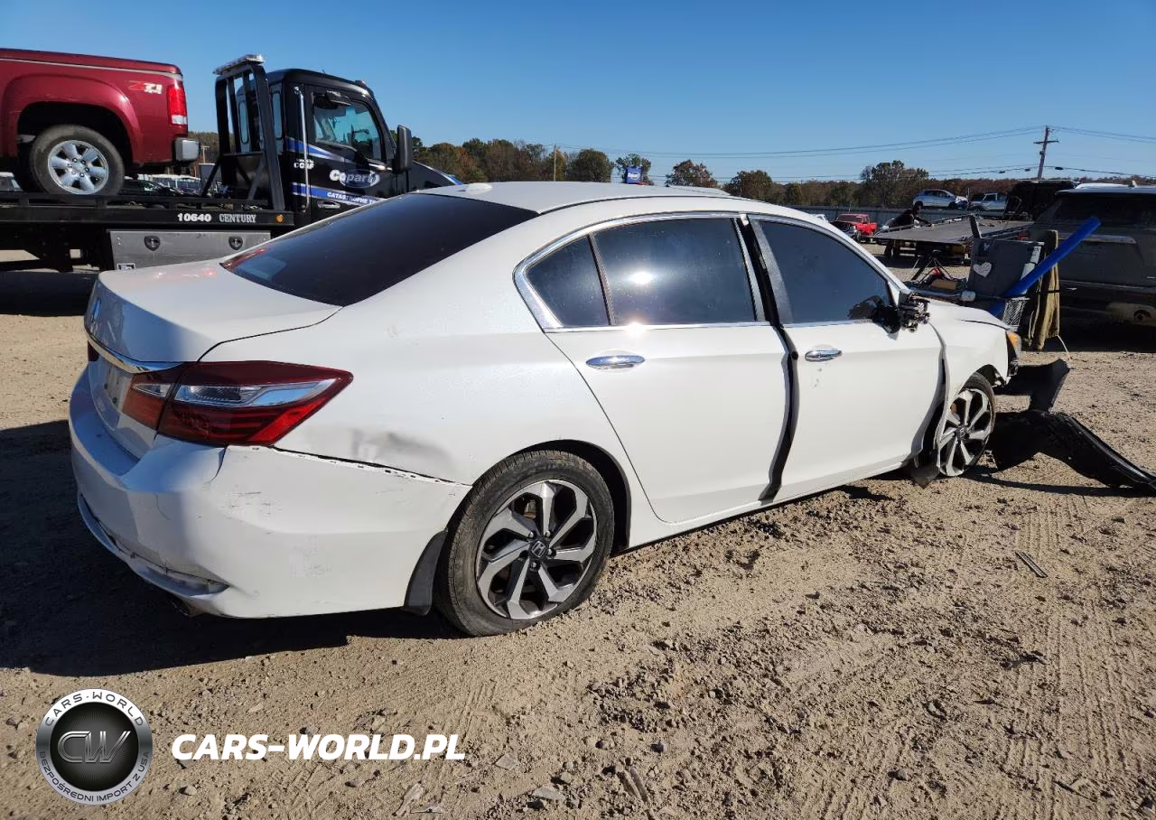 2017 Honda Accord Ex VIN:1HGCR2F76HA215375 - 3