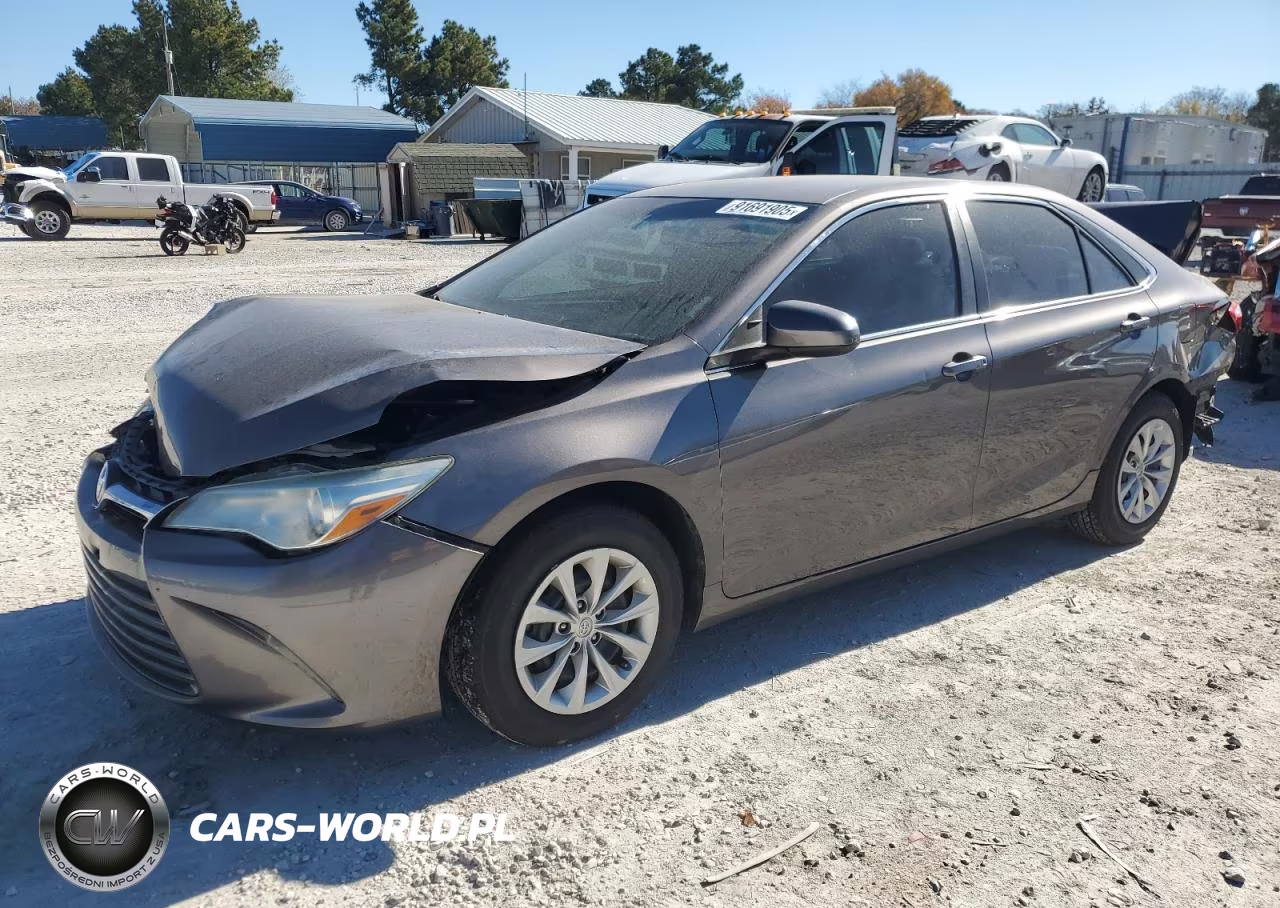 2016 Toyota Camry Le