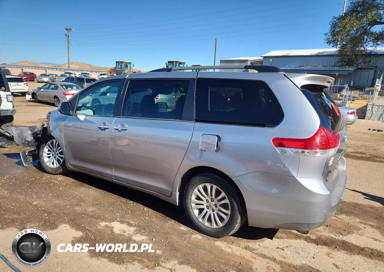 2013 Toyota Sienna Xle VIN:5TDYK3DC7DS280912 - 2