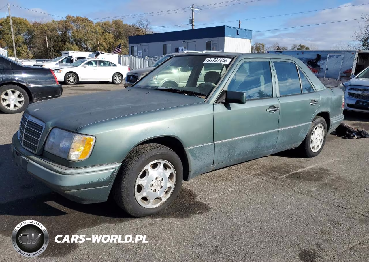 1995 Mercedes-Benz E 320 Base