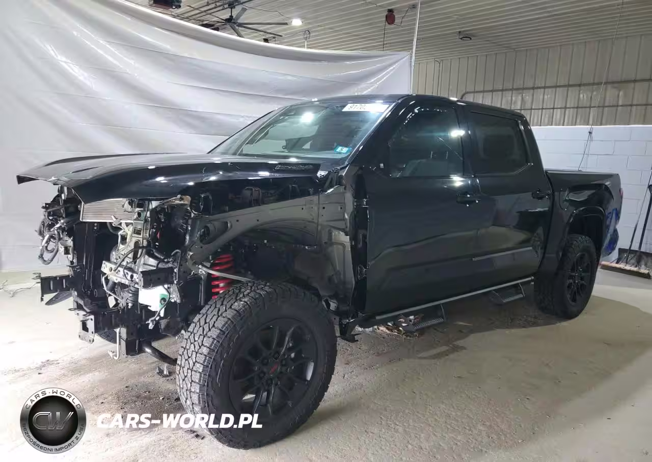 2025 Toyota Tundra Crewmax Limited