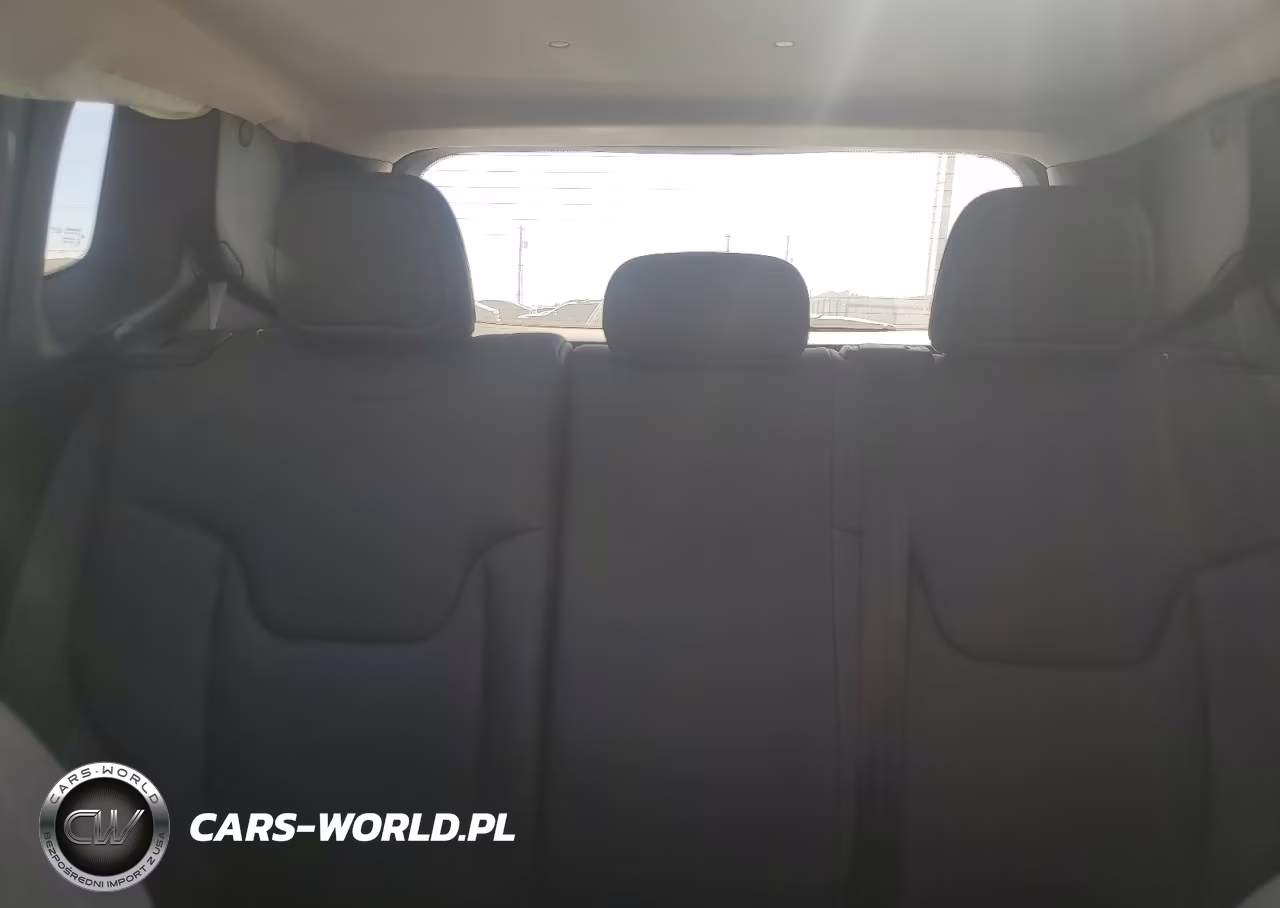 2023 Jeep Renegade Trailhawk VIN:ZACNJDC15PPP11659 - 10