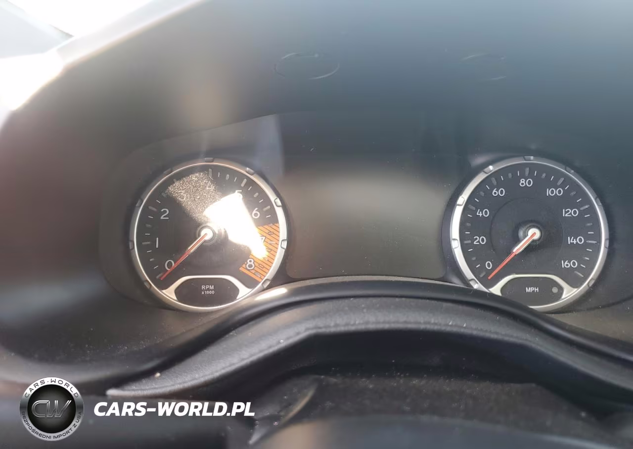 2023 Jeep Renegade Trailhawk VIN:ZACNJDC15PPP11659 - 9