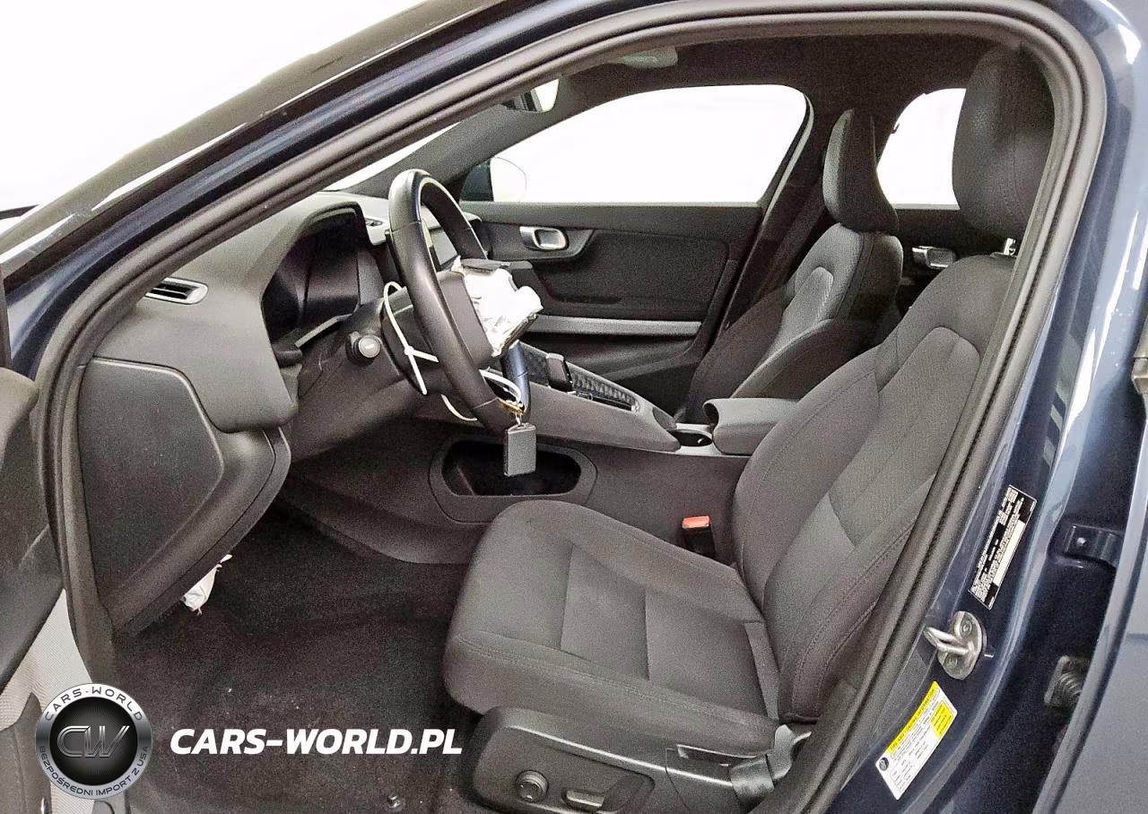 2024 Polestar 2 VIN:YSMFD3KA8RL212618 - 7