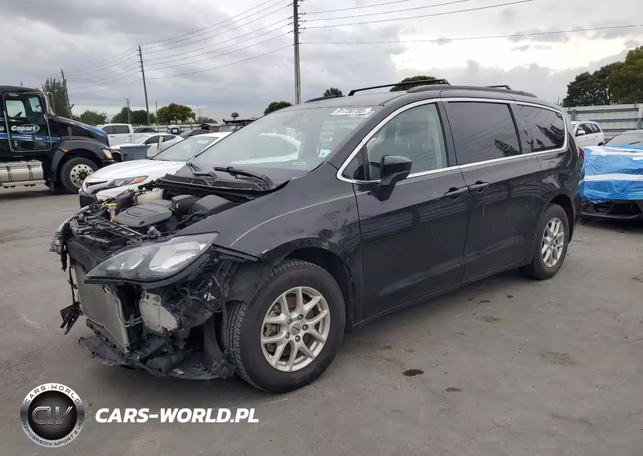2021 Chrysler Voyager Lxi