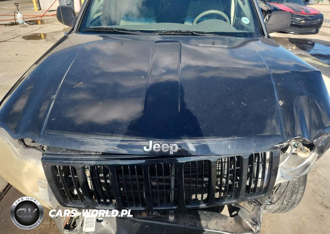 2007 Jeep Grand Cherokee Laredo VIN:1J8GR48K97C630067 - 12