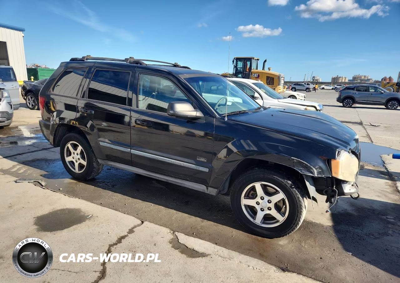 2007 Jeep Grand Cherokee Laredo VIN:1J8GR48K97C630067 - 4