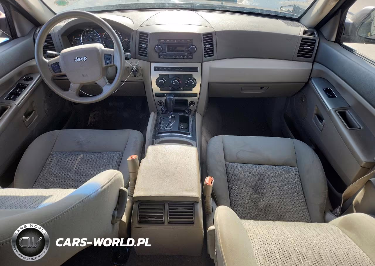 2007 Jeep Grand Cherokee Laredo VIN:1J8GR48K97C630067 - 8