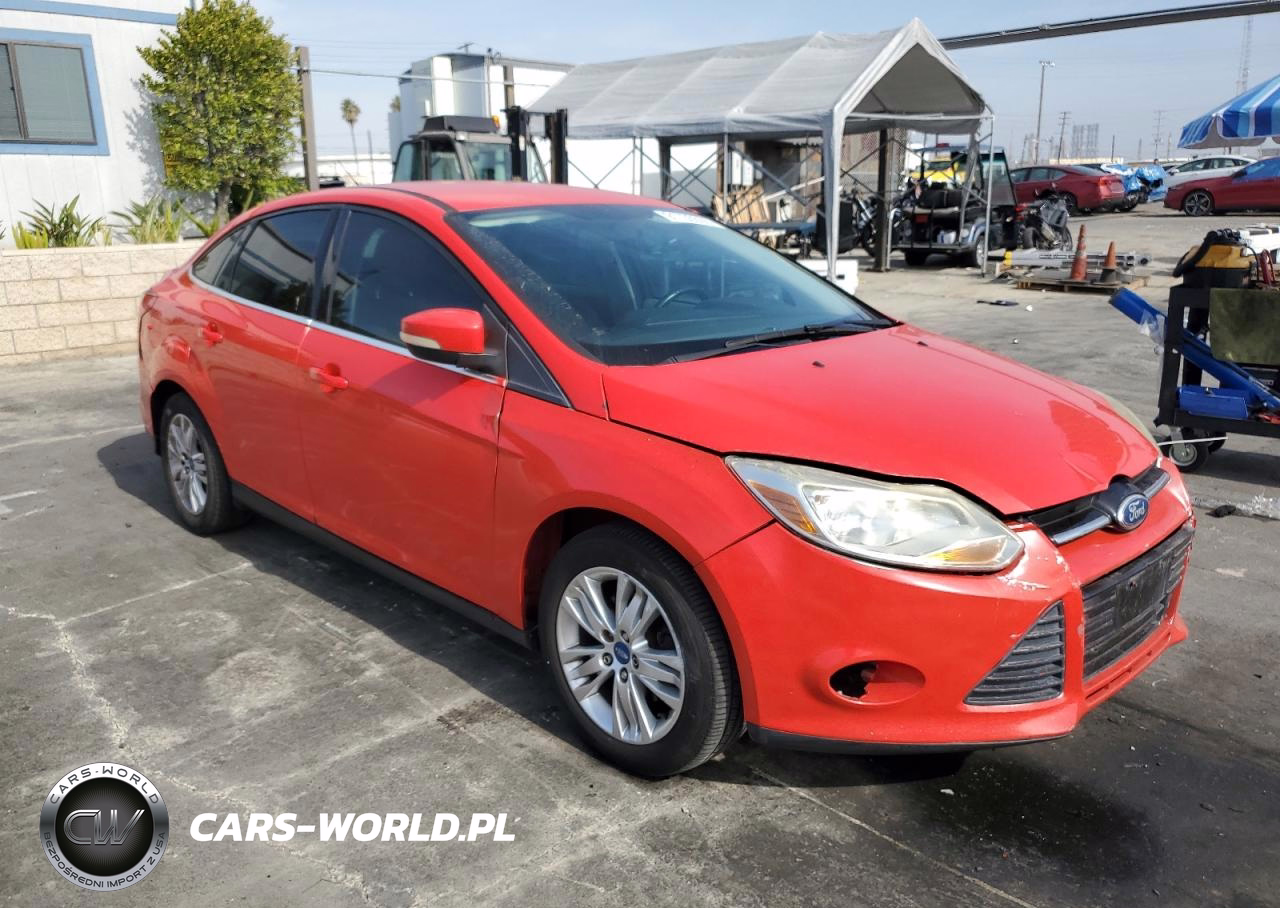 2012 Ford Focus Sel VIN:1FAHP3H20CL112215 - 4