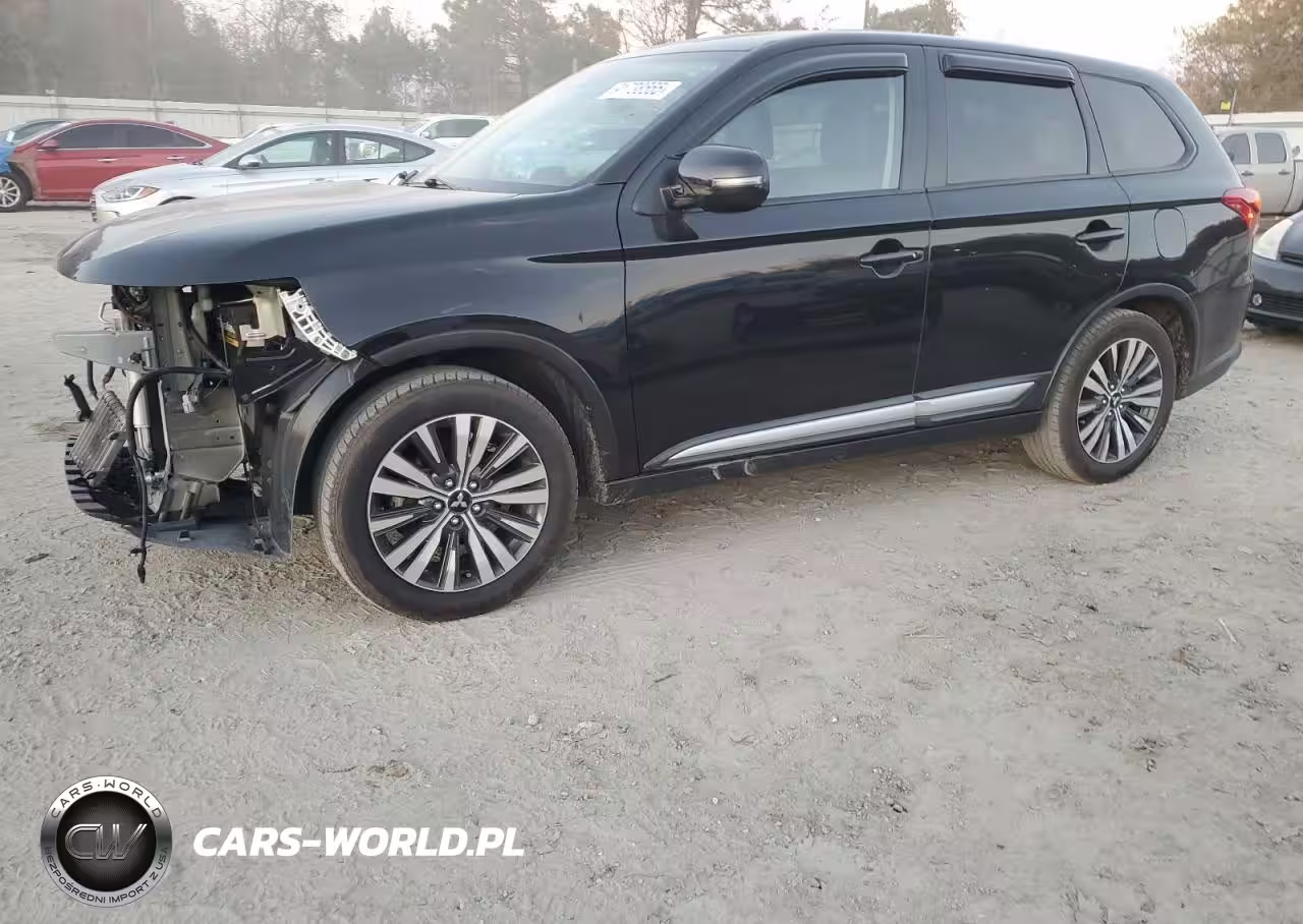 2020 Mitsubishi Outlander Se