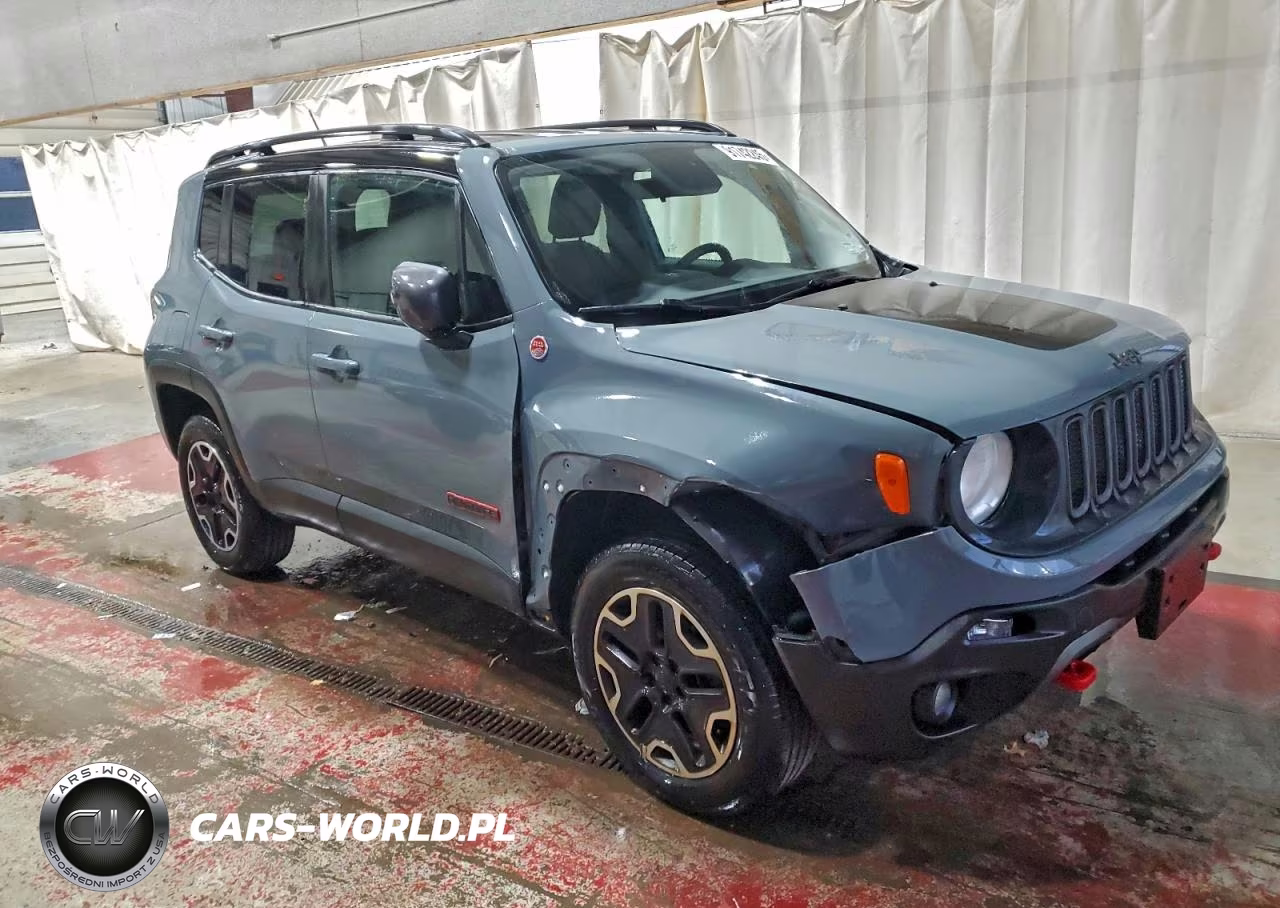 2015 Jeep Renegade Trailhawk VIN:ZACCJBCT7FPB43302 - 4