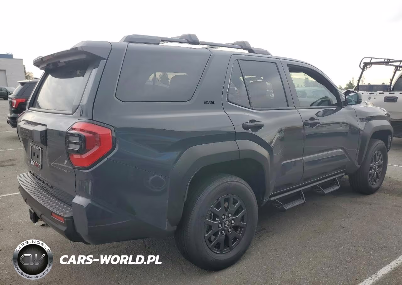 2025 Toyota 4Runner Sr5 VIN:JTEVA5BR3S5066667 - 3