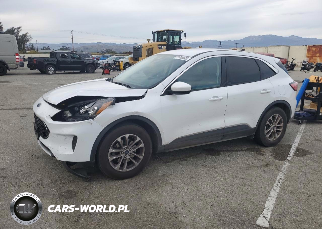 2021 Ford Escape Se