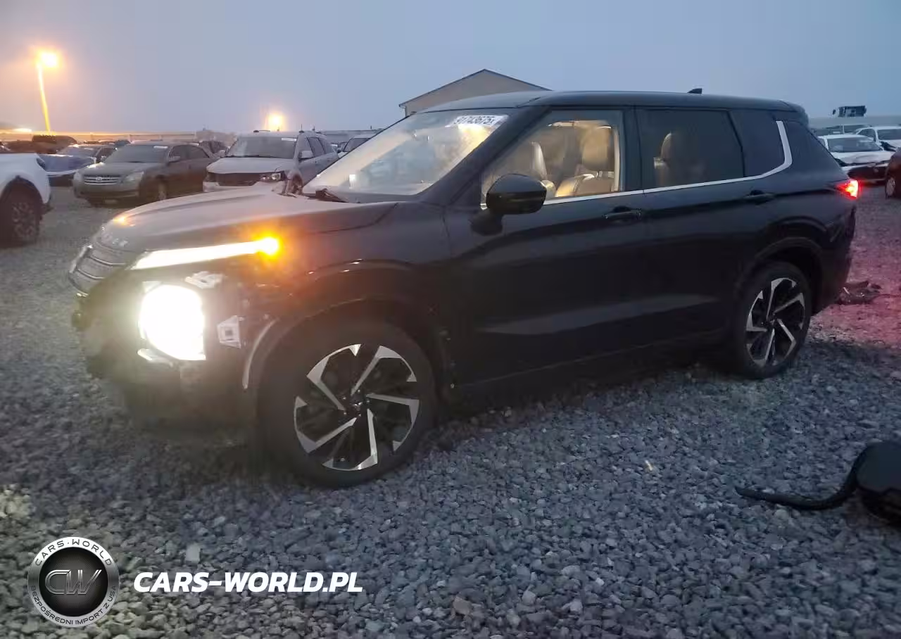 2022 Mitsubishi Outlander Se