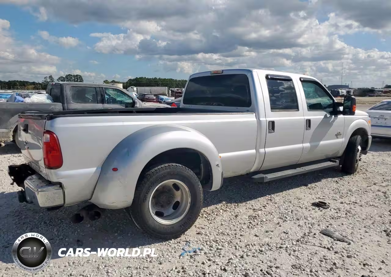 2015 Ford F350 Super Duty VIN:1FT8W3CT1FEA92434 - 3