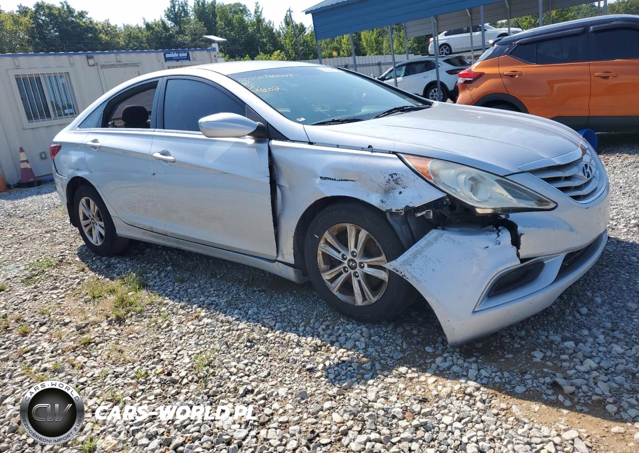 2012 Hyundai Sonata Gls VIN:5NPEB4AC9CH496102 - 4