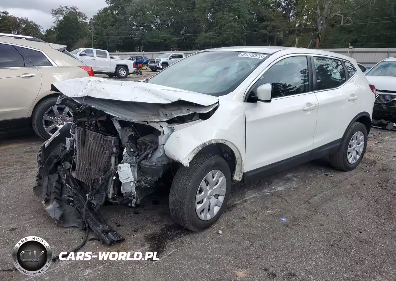 2020 Nissan Rogue Sport S
