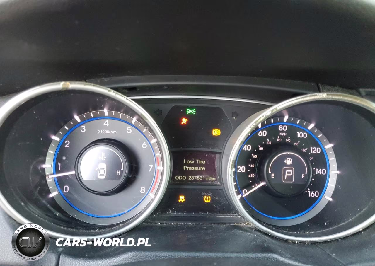 2011 Hyundai Sonata Se VIN:5NPEC4ACXBH288807 - 9
