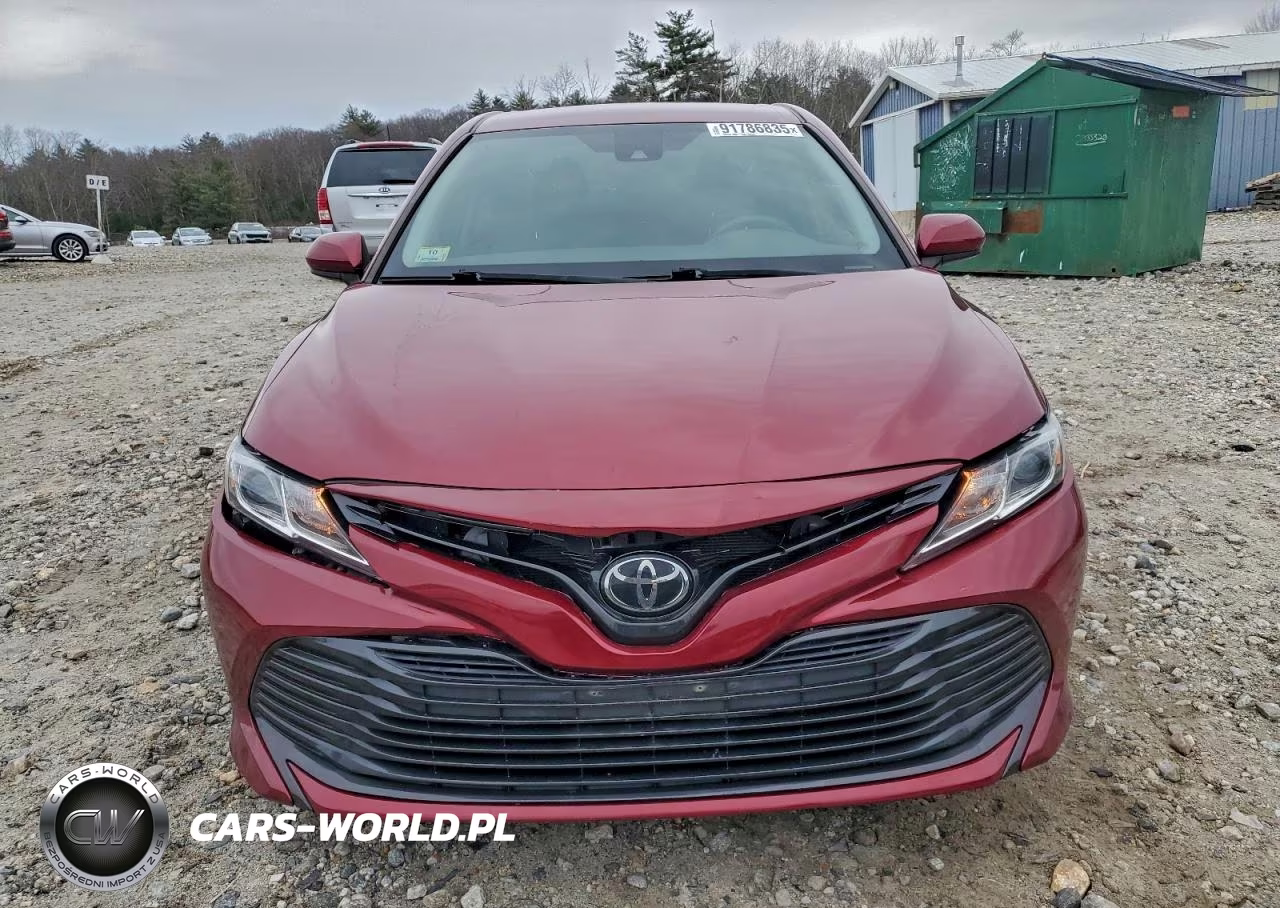 2020 Toyota Camry Le VIN:4T1C11AK5LU960021 - 5