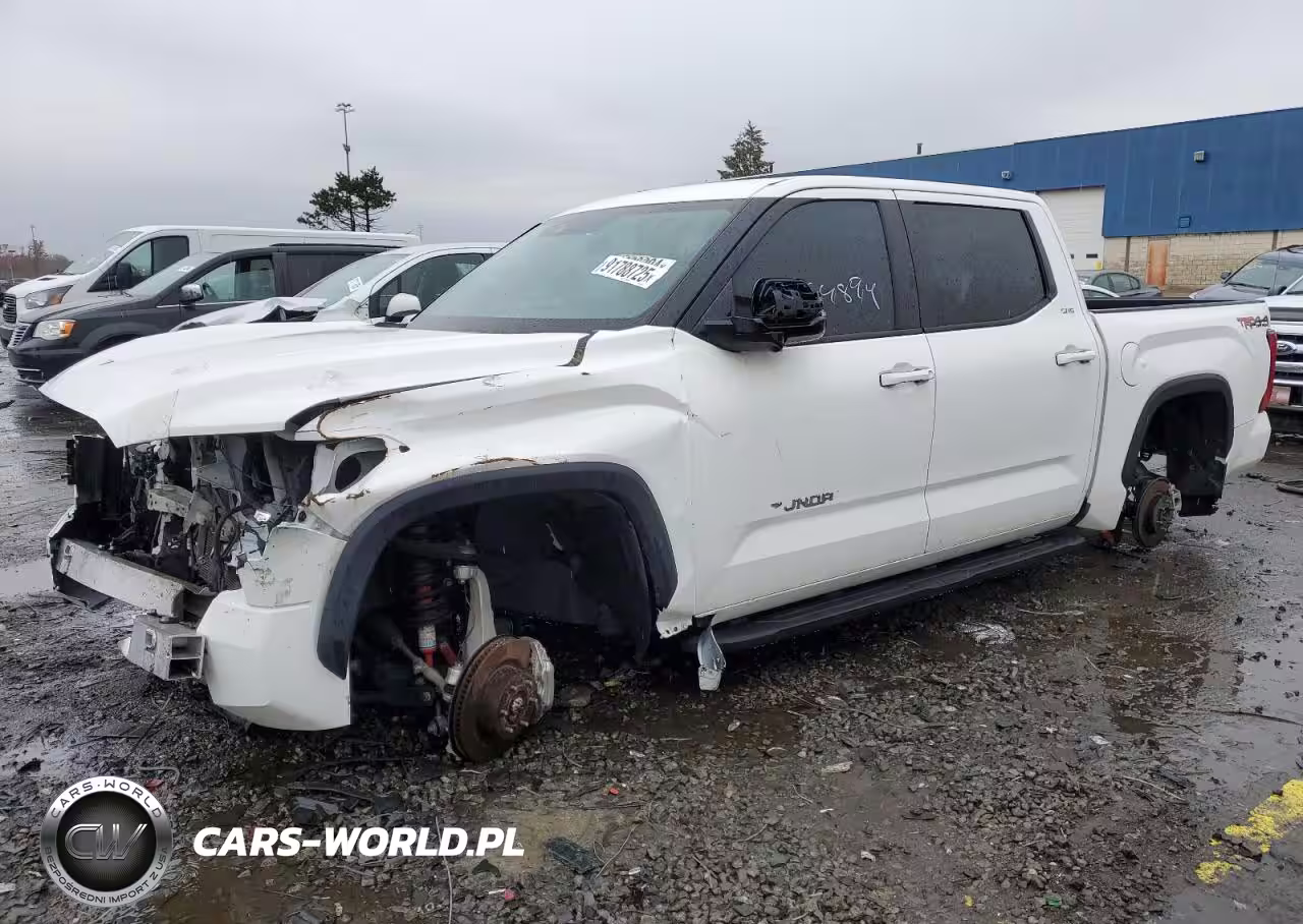 2022 Toyota Tundra Crewmax Sr