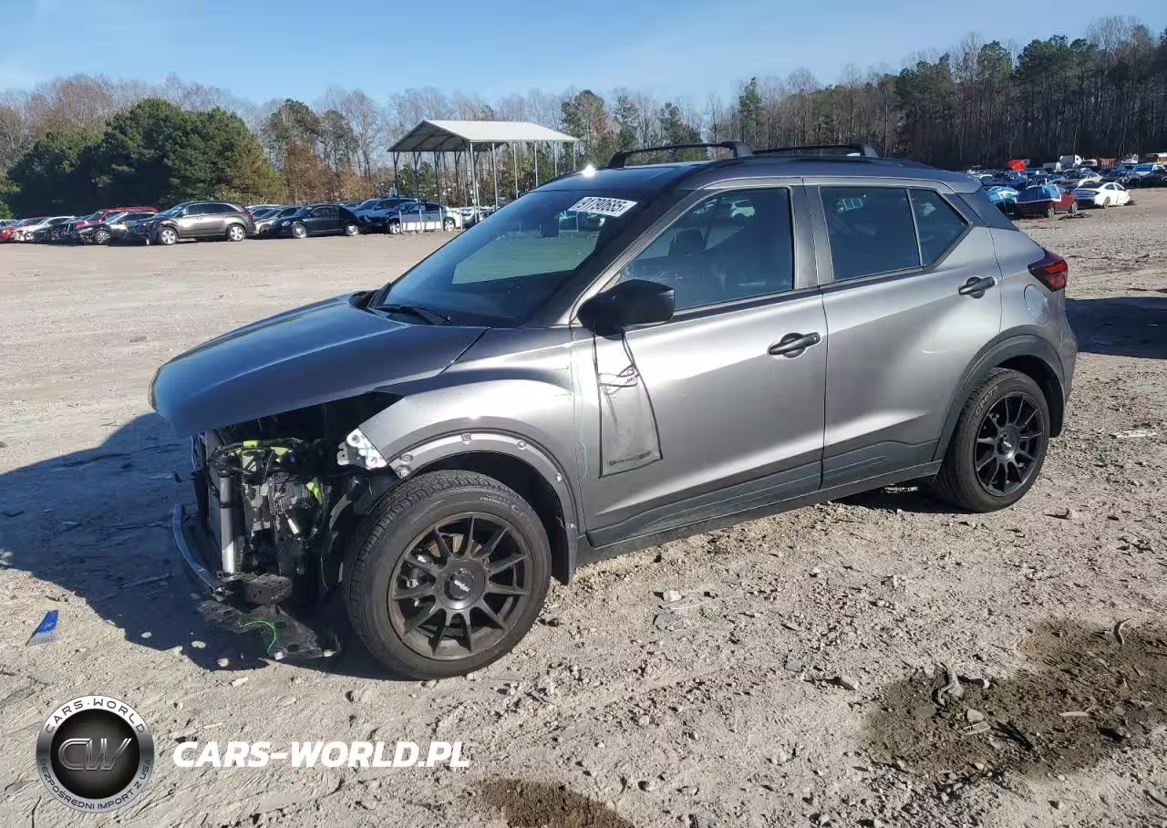 2024 Nissan Kicks S