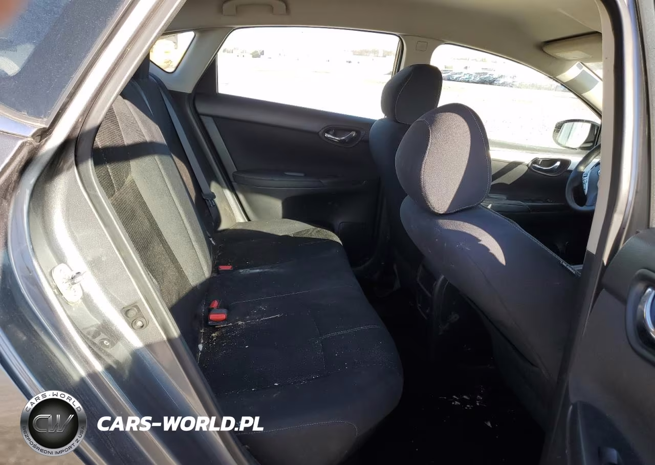 2016 Nissan Sentra S VIN:3N1AB7AP0GY308260 - 10