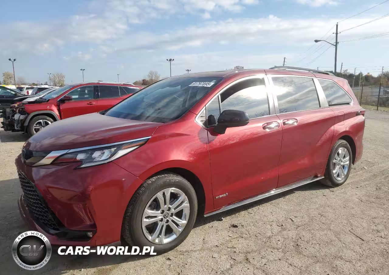 2021 Toyota Sienna Xse