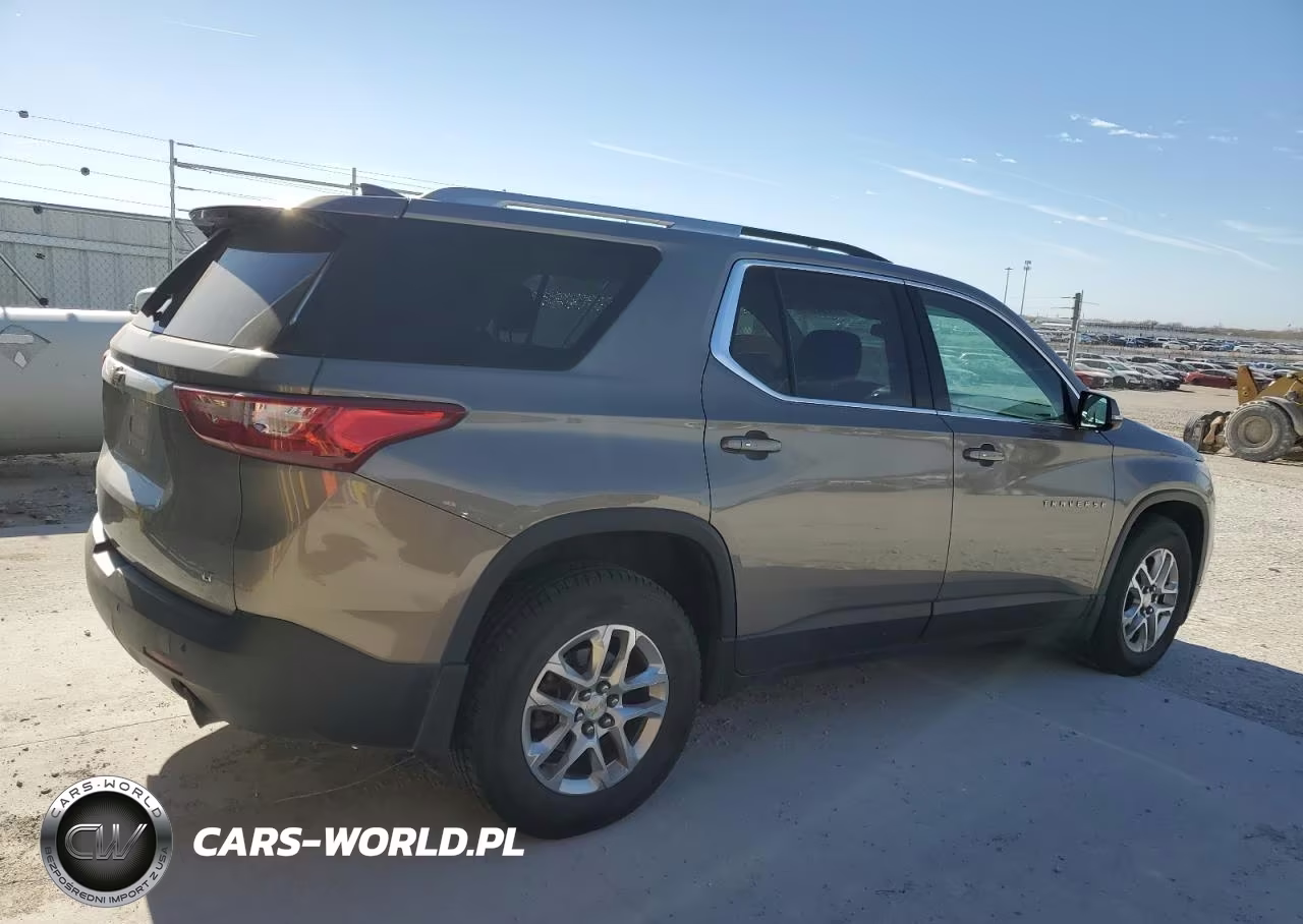 2018 Chevrolet Traverse Lt VIN:1GNEVGKW3JJ154108 - 3