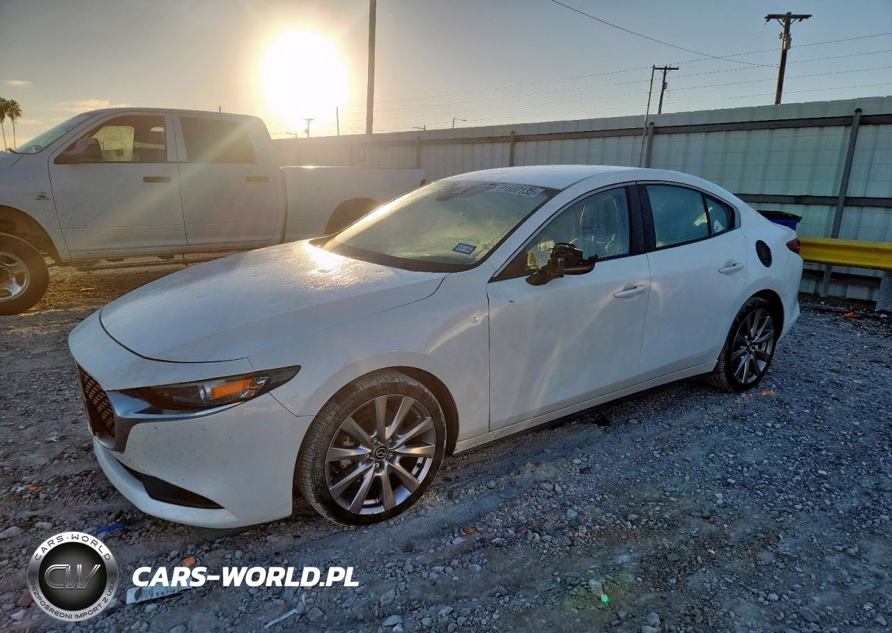 2021 Mazda 3 Select