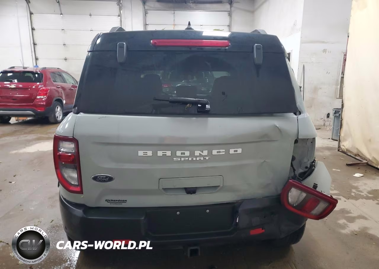 2022 Ford Bronco Sport Outer Banks VIN:3FMCR9C66NRE30108 - 6