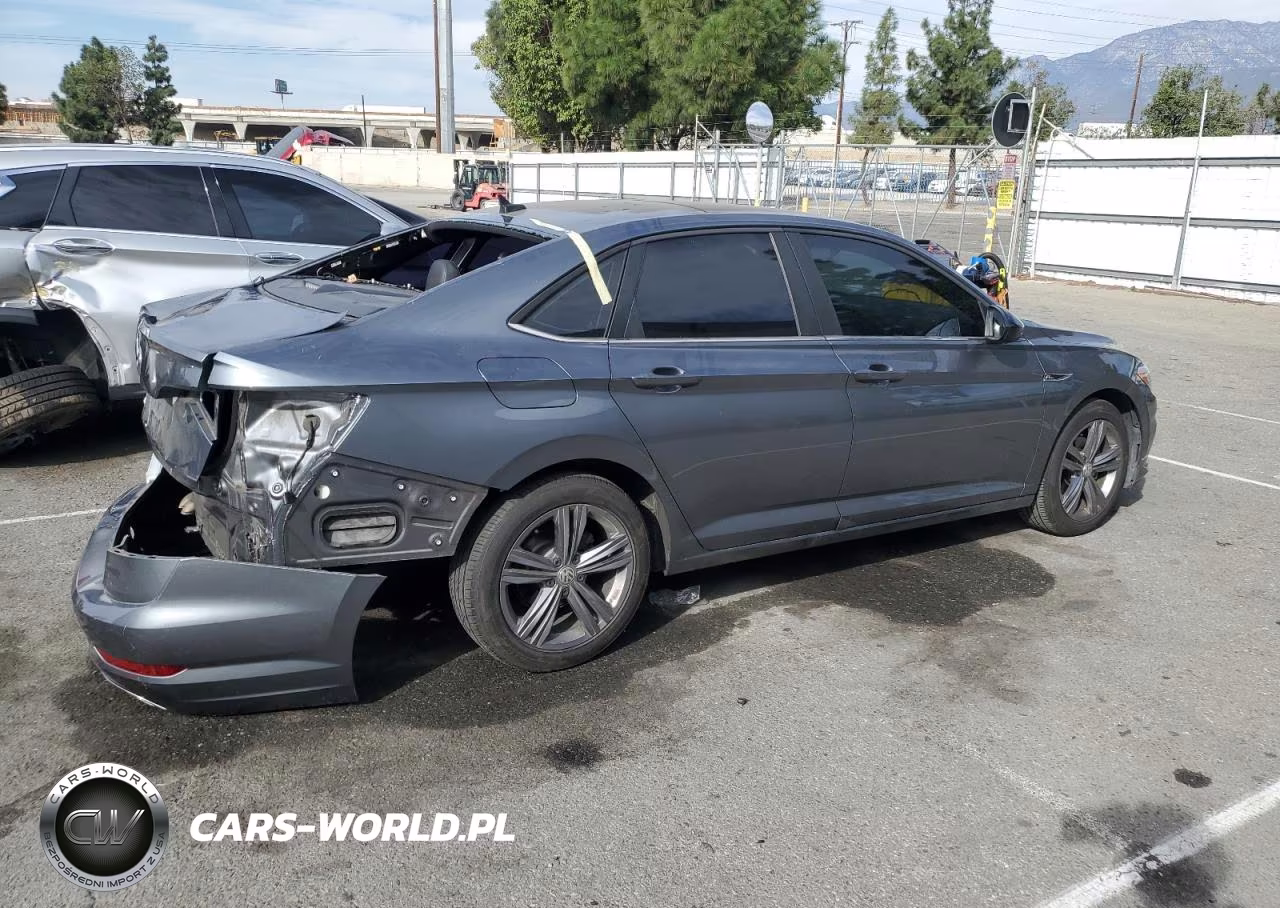 2020 Volkswagen Jetta S VIN:3VWCB7BU2LM004467 - 3