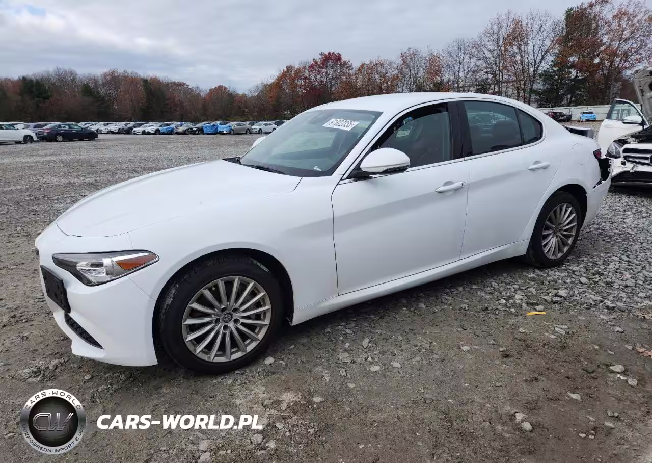 2021 Alfa Romeo Giulia Sport