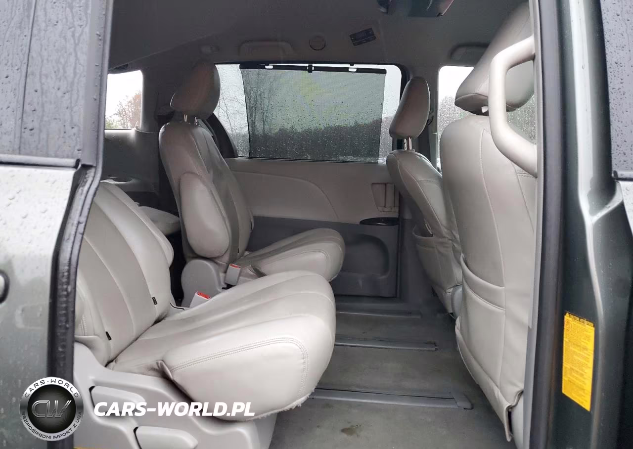 2014 Toyota Sienna Le 7-Passenger VIN:5TDJK3DC6ES091896 - 11