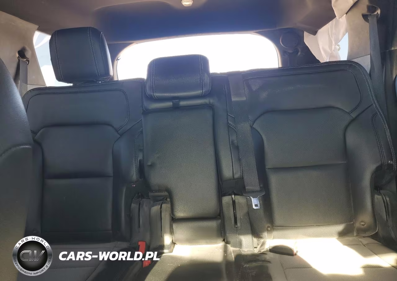 2017 Ford Explorer Limited VIN:1FM5K8F84HGC34250 - 10