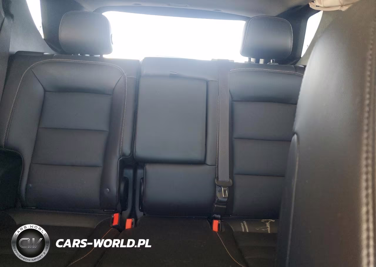 2020 Chevrolet Equinox Premier VIN:2GNAXNEV6L6173946 - 10