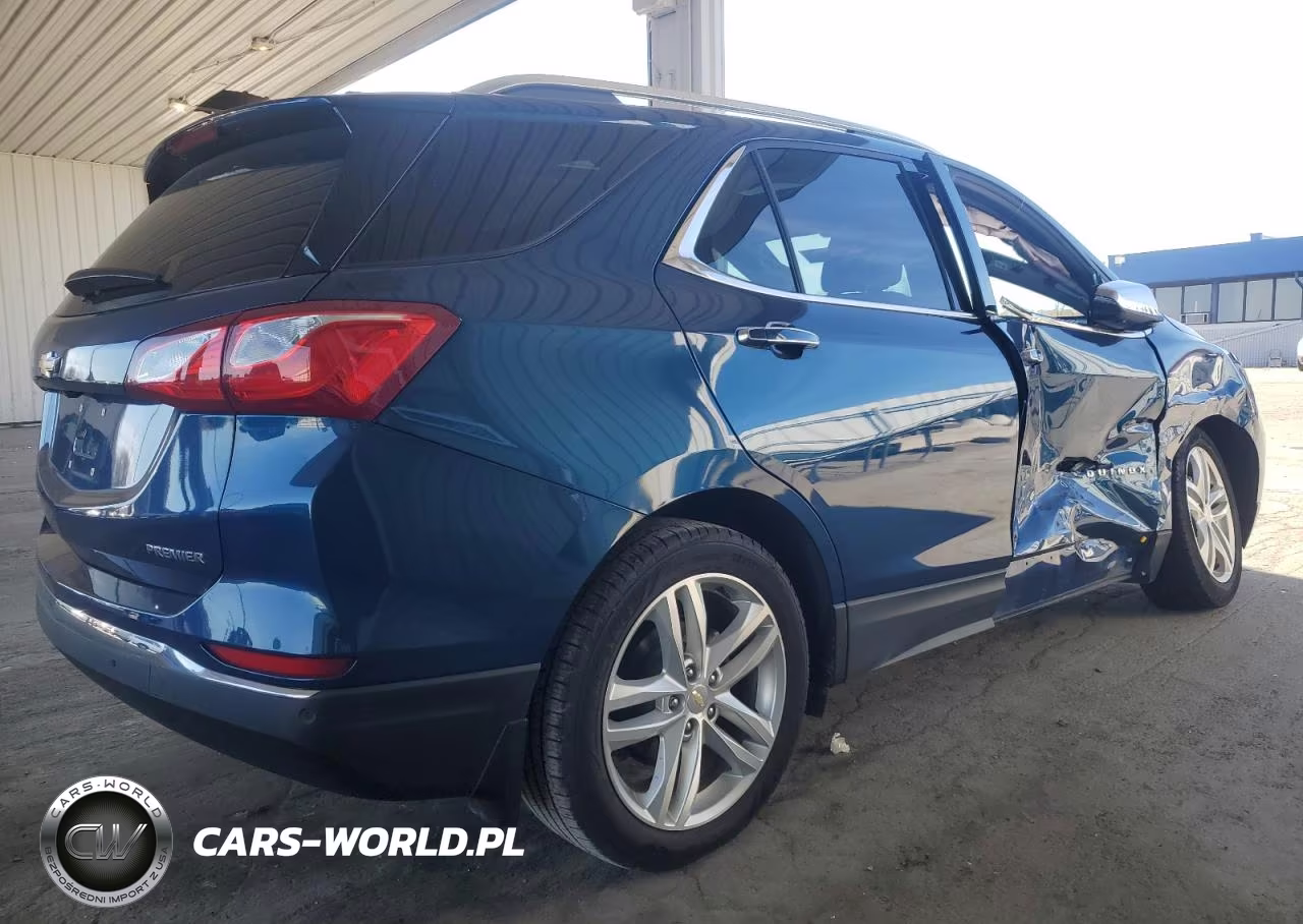 2020 Chevrolet Equinox Premier VIN:2GNAXNEV6L6173946 - 3