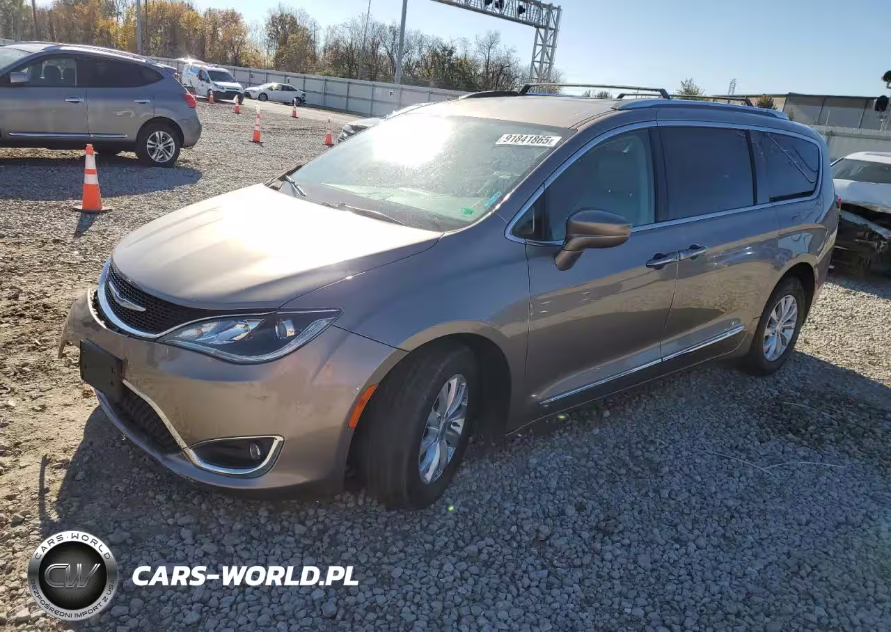 2018 Chrysler Pacifica Touring L