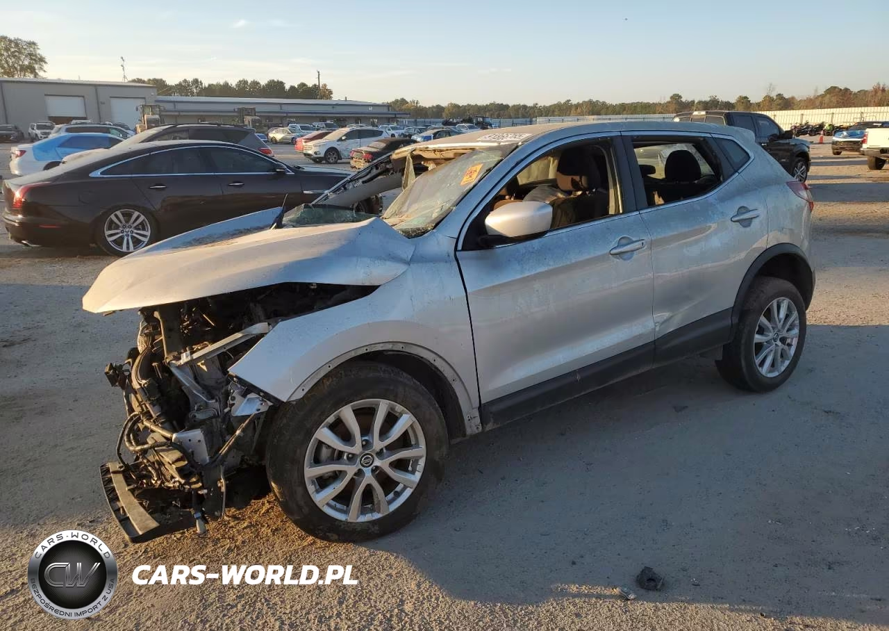 2021 Nissan Rogue Sport S – zdjęcie 1 z 14