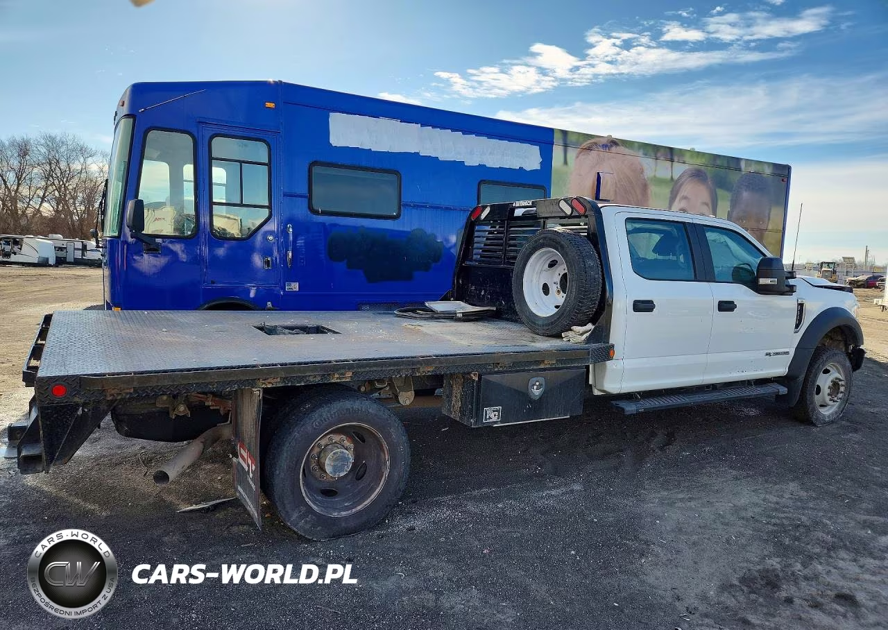 2022 Ford F550 Super Duty Flatbed Truck VIN:1FD0W5HT2NEC71061 - 3
