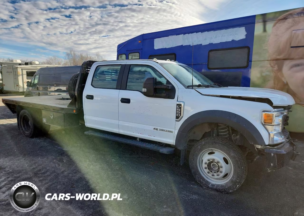 2022 Ford F550 Super Duty Flatbed Truck VIN:1FD0W5HT2NEC71061 - 4