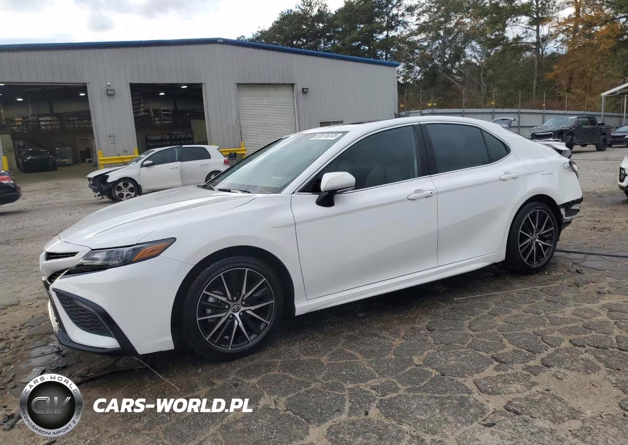 2024 Toyota Camry Se – zdjęcie 1 z 12