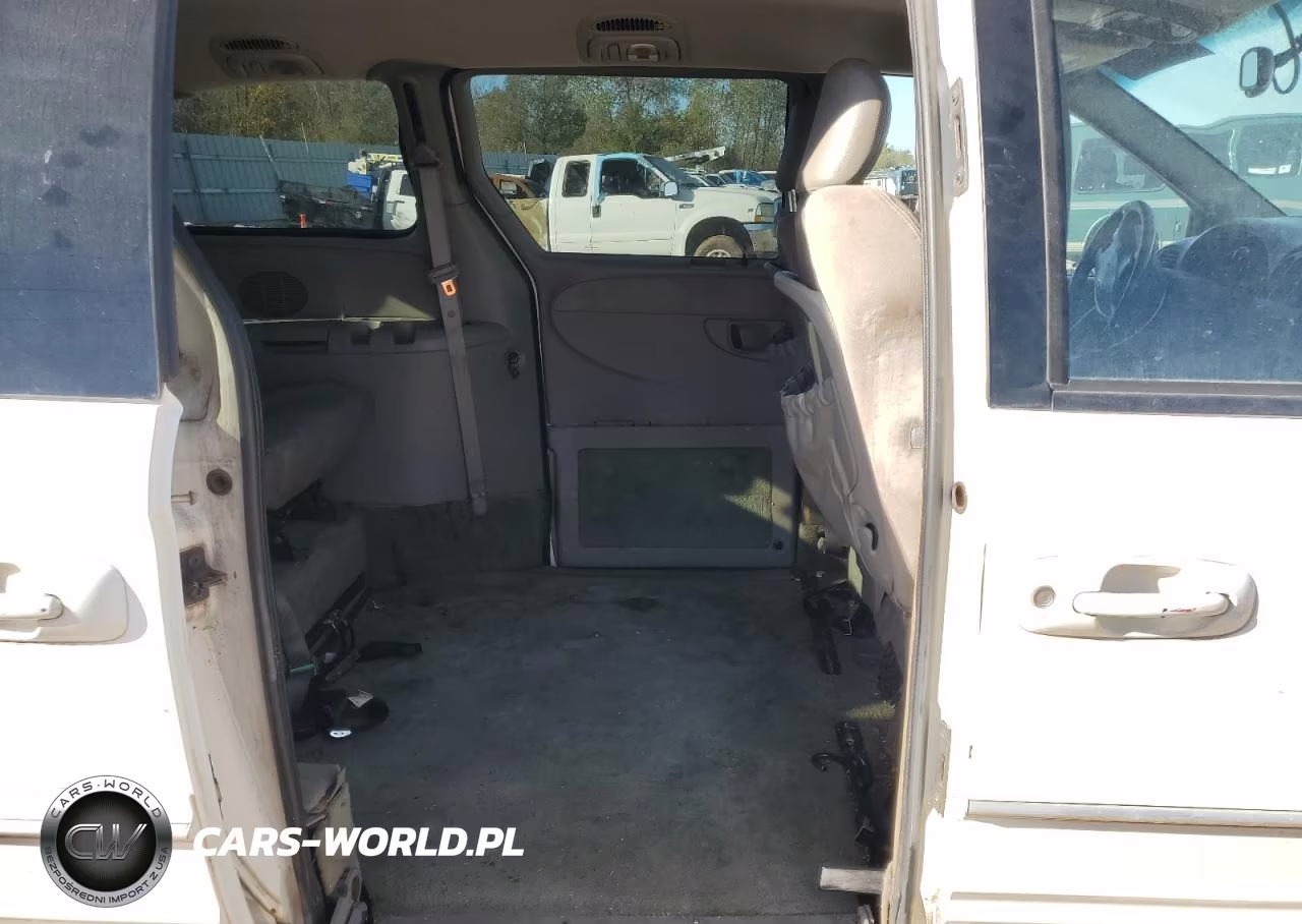 2002 Chrysler Town & Country Limited VIN:2C8GP64L42R525507 - 11